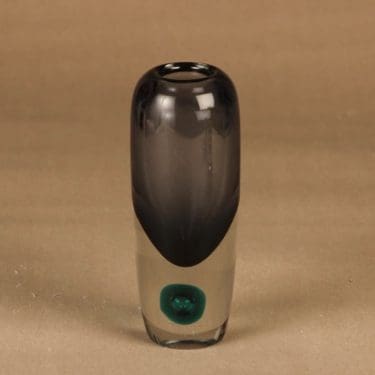 Nuutajärvi   maljakko, signeerattu, suunnittelija Saara Hopea, signeerattu, signeerattu