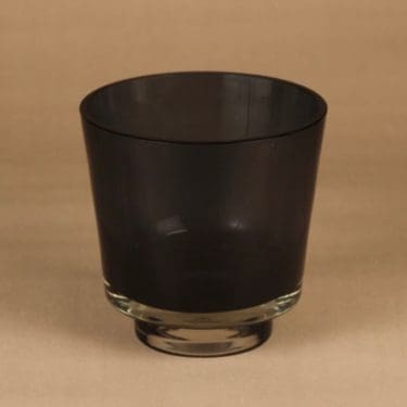 Nuutajärvi vase, signed designer Kaj Franck