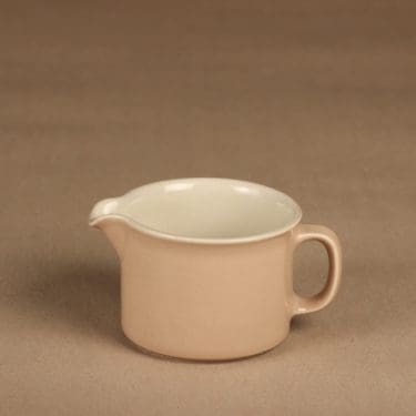 Arabia Koralli creamer designer  Ulla Procope