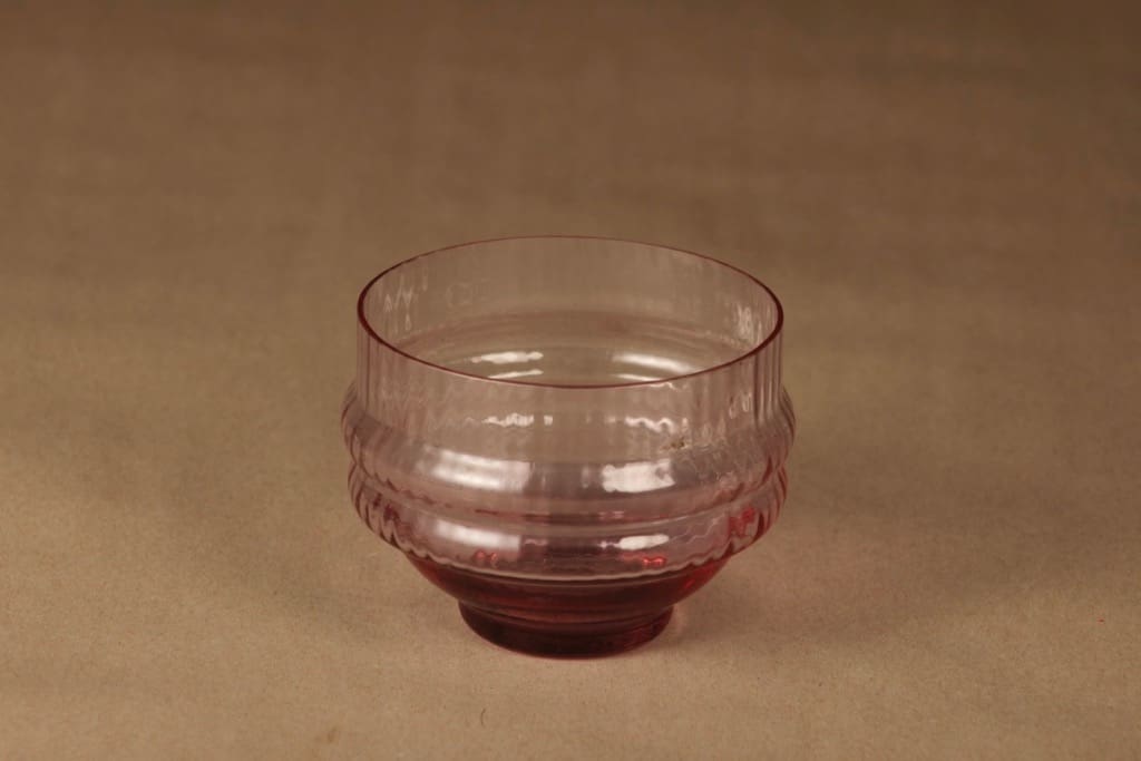 Riihimäen lasi Sulttaani jälkiruokakulho, ametisti, suunnittelija Nanny Still,