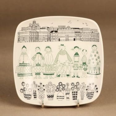 Arabia Marketplace wall plate designer Raija Uosikkinen