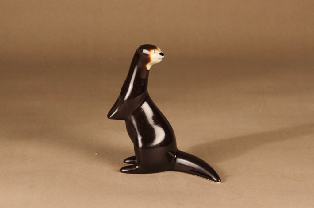 Arabia Saukko figuuri, seisova suunnittelija Lillemor Mannerheim