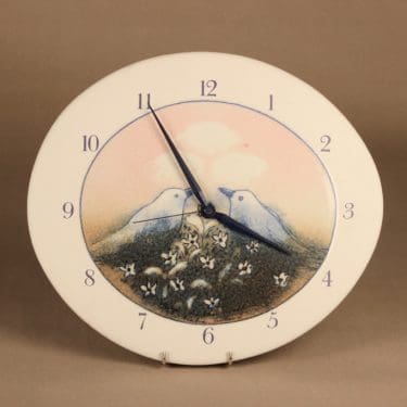 Arabia HLS seinäkello, Lintu sininen, suunnittelija Heljä Liukko-Sundström, Lintu sininen, serikuva, lintu, signeerattu