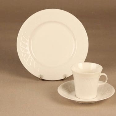 Arabia   kahvikuppi ja lautaset(2), valkoinen, suunnittelija ,