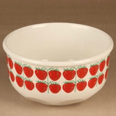 Arabia Pomona Strawberry bowl M designer Raija Uosikkinen