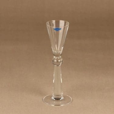 Nuutajärvi Lili snapsilasi, 6 cl, suunnittelija Heikki Orvola, 6 cl