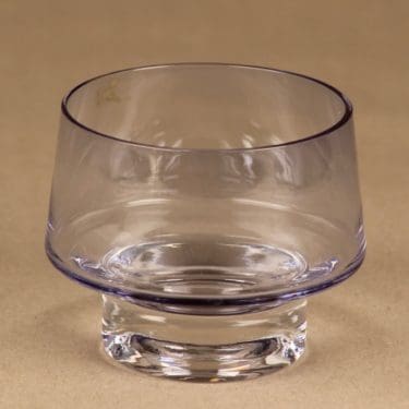 Nuutajärvi bowl, light lilac designer Marjatta Silvennoinen