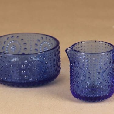 Riihimäen lasi Grapponia sokerikko ja kermakko, sininen, suunnittelija Nanny Still,