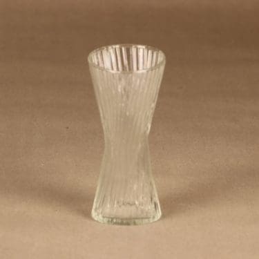 Nuutajärvi Vilja maljakko, kirkas, suunnittelija Oiva Toikka,