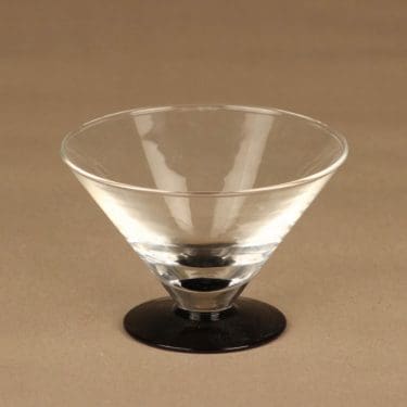 Nuutajärvi Klippan jälkiruokakulho, kirkas, musta, suunnittelija Markku Salo,