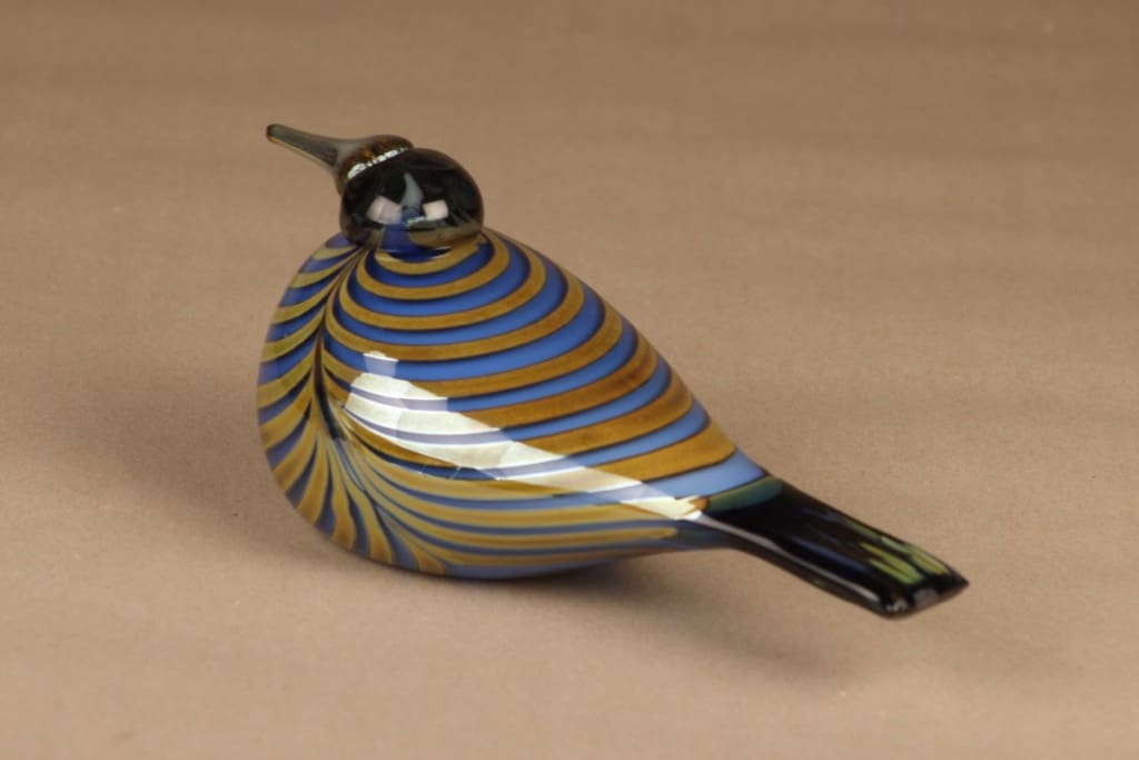 Nuutajärvi vuosilintu, Kirjatiira SSKK 2011, suunnittelija Oiva Toikka, Kirjatiira SSKK 2011, signeerattu, numeroitu, tilaustyö kuva 3