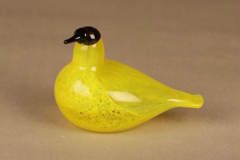 Nuutajärvi lintu , Liivia SSKK, suunnittelija Oiva Toikka, Liivia SSKK, signeerattu, numeroitu, tilaustyö