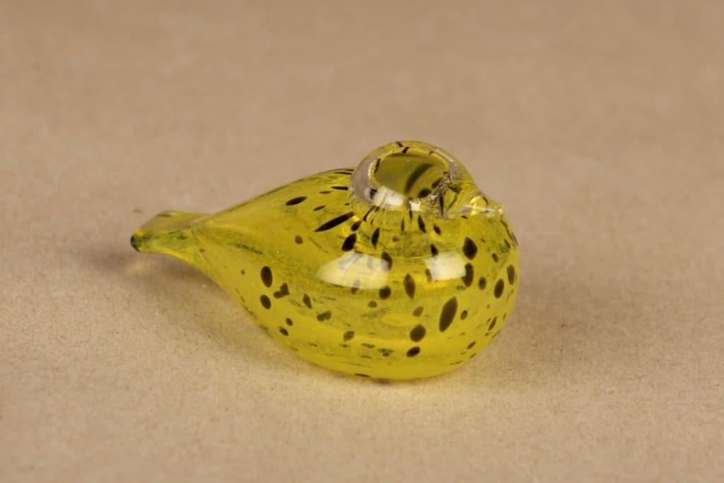 Nuutajärvi lintu , Lillukka SSKK, suunnittelija Oiva Toikka, Lillukka SSKK, signeerattu, numeroitu, tilaustyö kuva 2