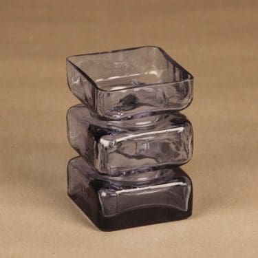 Riihimäen lasi Pala maljakko, lila, suunnittelija Helena Tynell,