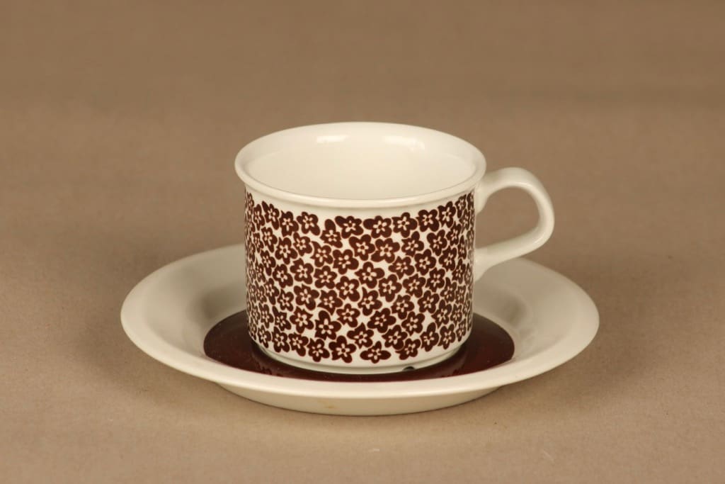Arabia Faenza Kukka coffee cup and plates (2), brown designer Inkeri Seppälä 2