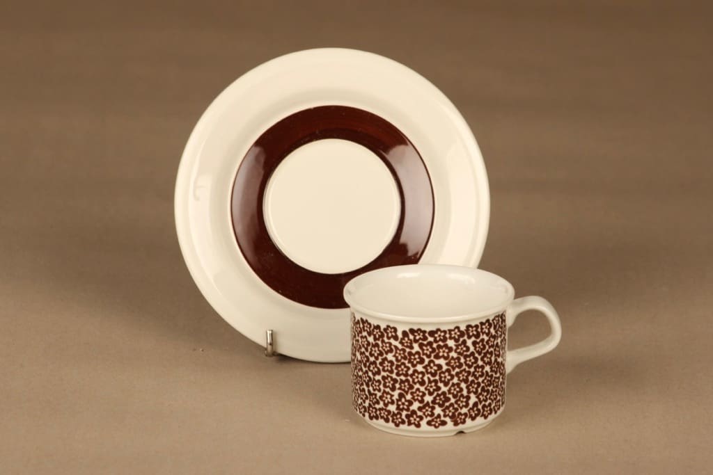 Arabia Faenza Kukka coffee cup and plates (2), brown designer Inkeri Seppälä 3
