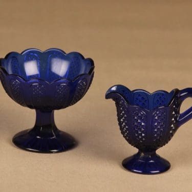 Nuutajärvi sokerikko ja kermakko, sininen, suunnittelija tuntematon,