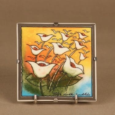 Arabia HLS seinälaatta, Iloisesti, suunnittelija Heljä Liukko-Sundström, Iloisesti, kukka