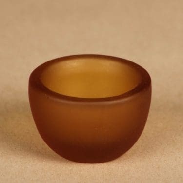 Riihimäen lasi Meripihka munakuppi suunnittelija Nanny Still, Tippa