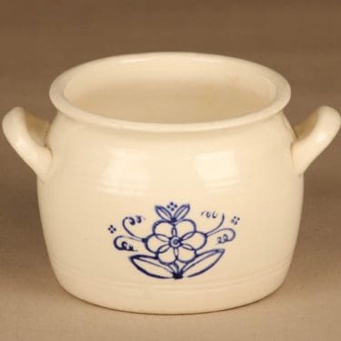 Arabia B voipytty, valkoinen, sininen koriste, suunnittelija tuntematon,