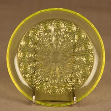 Riihimäen lasi Riikinkukko lautanen, keltainen, suunnittelija Nanny Still,