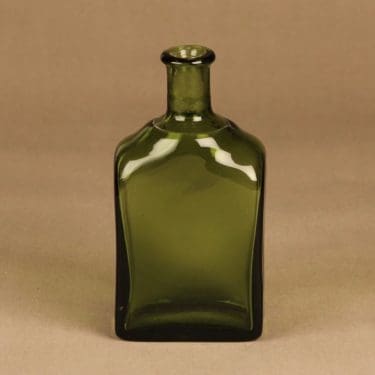 Riihimäen lasi taidelasipullo, vaaleanvihreä, suunnittelija tuntematon,