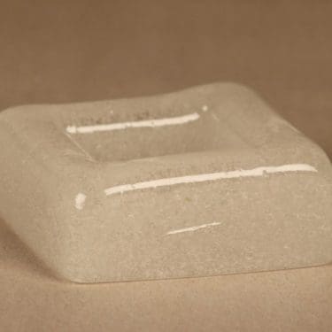 Nuutajärvi Iglu tuhka-astia, kirkas, suunnittelija Oiva Toikka,