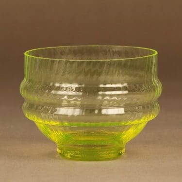 Riihimäen lasi Sulttaani jälkiruokakulho, keltainen, suunnittelija Nanny Still,