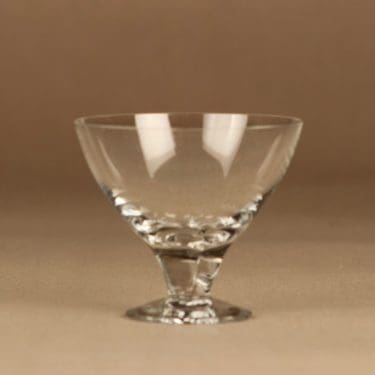 Nuutajärvi GN 46 Cocktail-lasi, 8 cl, suunnittelija Gunnel Nyman, 8 cl