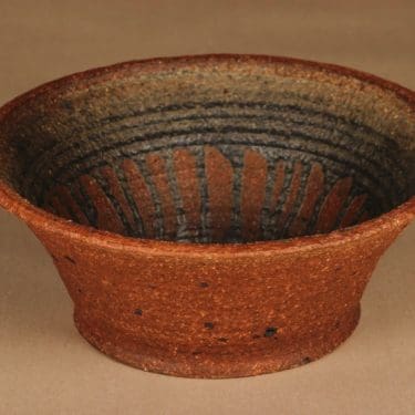 Arabia kynttilänjalka, käsinmaalattu, suunnittelija Raija Tuumi, käsinmaalattu, Signeerattu RT Arabia