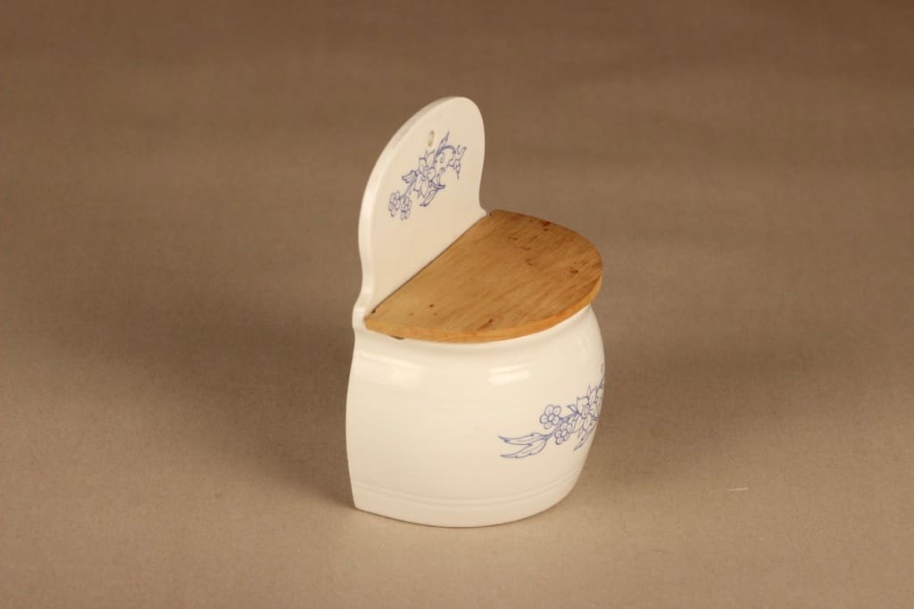 Arabia Sininen keittiö jauhoastia, puukannella, suunnittelija Raija Uosikkinen, puukannella, kukkakoriste kuva 2