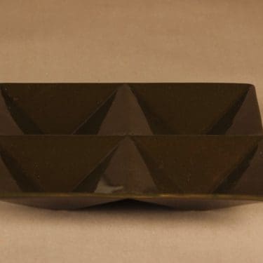 Arabia Lokerikko tarjoiluvati, signeerattu, suunnittelija Kaj Franck, signeerattu