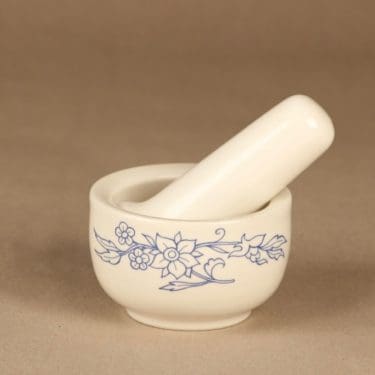 Arabia Sininen keittiö mortar designer Raija Uosikkinen