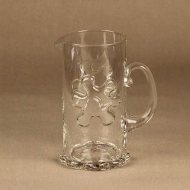 Riihimäen lasi Kasperi kaadin, 1 l, suunnittelija Erkkitapio Siiroinen, 1 l