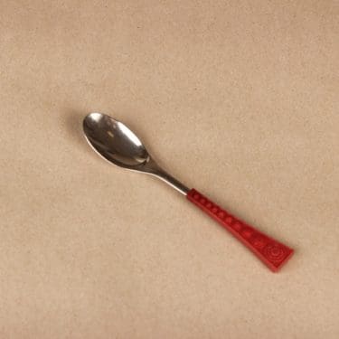 Hackman Colorina pikkulusikka, tummanpunainen, suunnittelija Nanny Still,