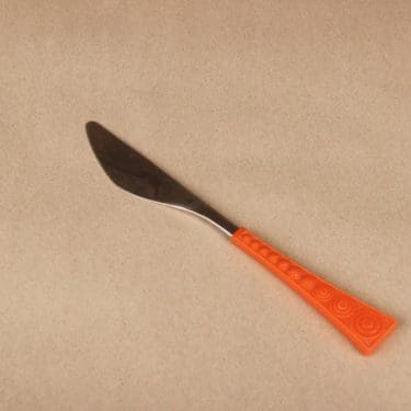 Hackman Colorina haarukka, oranssi, suunnittelija Nanny Still,