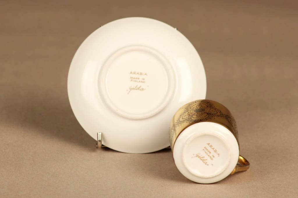 Arabia Gilda mocca cup 10 cl designer Esteri Tomula 3