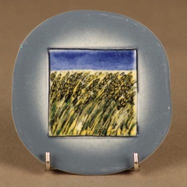 Arabia HLS seinälautanen, Viljapelto, suunnittelija Heljä Liukko-Sundström, Viljapelto, pieni, serikuva