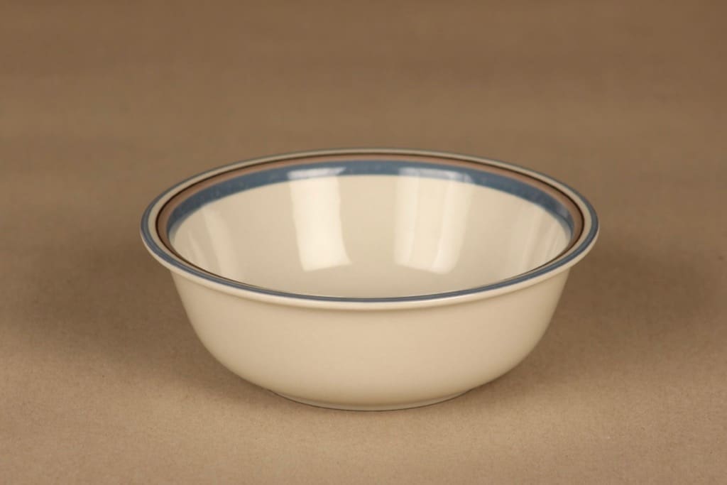 Arabia Uhtua aamiaiskulho, suunnittelija Inkeri Leivo, raitakoriste