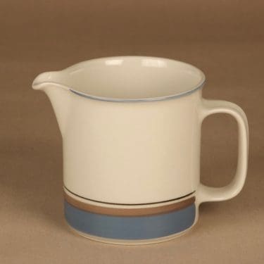 Arabia Uhtua kaadin, 1.1 l, suunnittelija Inkeri Leivo, 1.1 l, raitakoriste