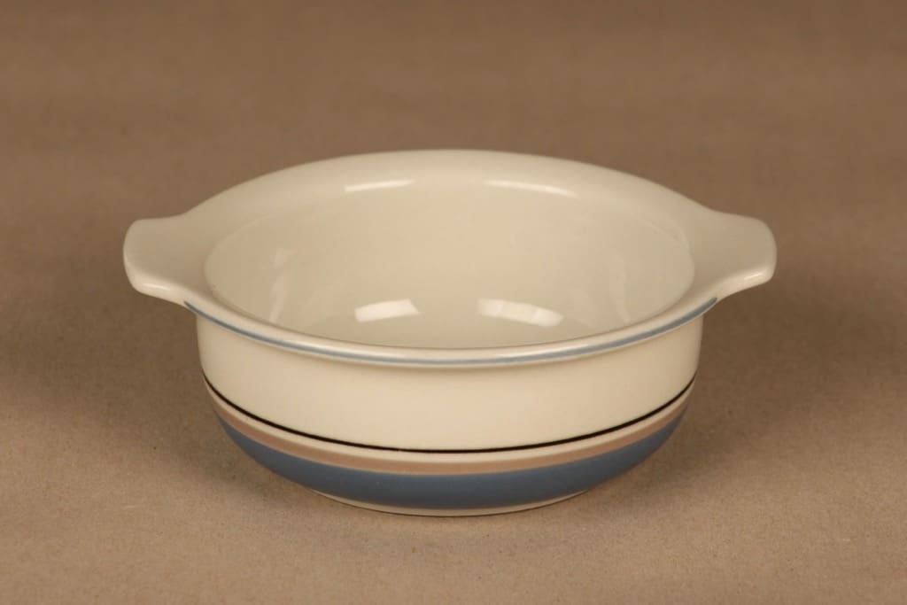 Arabia Uhtua bowl with handle designer Inkeri Leivo