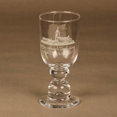 Nuutajärvi Historialliset linnat olutlasi, Viipurin linna, suunnittelija Oiva Toikka, Viipurin linna, Viipuri, Apilanlehti