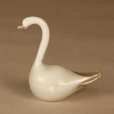 Kumela figuuri, Joutsen, suunnittelija Armando Jacobino, Joutsen, signeerattu