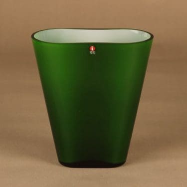 Iittala Ever green maljakko, vihreä, suunnittelija Heikki Orvola, vihreä