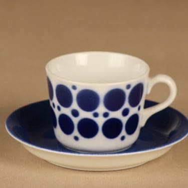 Arabia kahvikuppi, sininen puhalluskoriste suunnittelija tuntematon