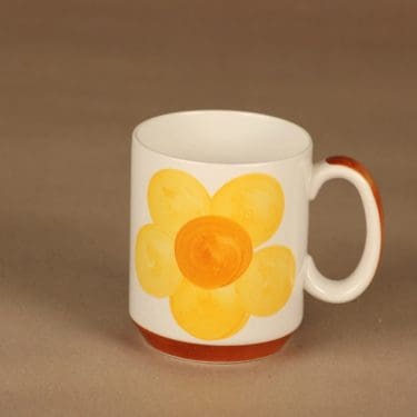 Rörstrand Sippa mug, hand-painted designer Marianne Westman