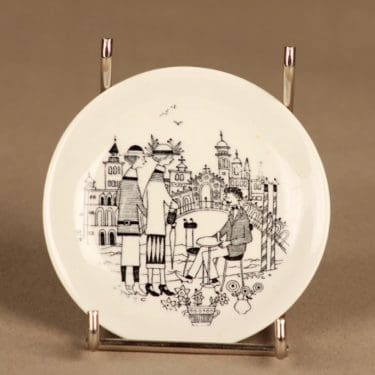 Arabia Harraste wall plate "Venice" designer Raija Uosikkinen
