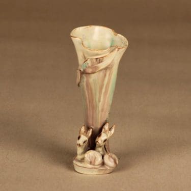 Kupittaan savi maljakko, Bambit, suunnittelija Svante Turunen, Bambit