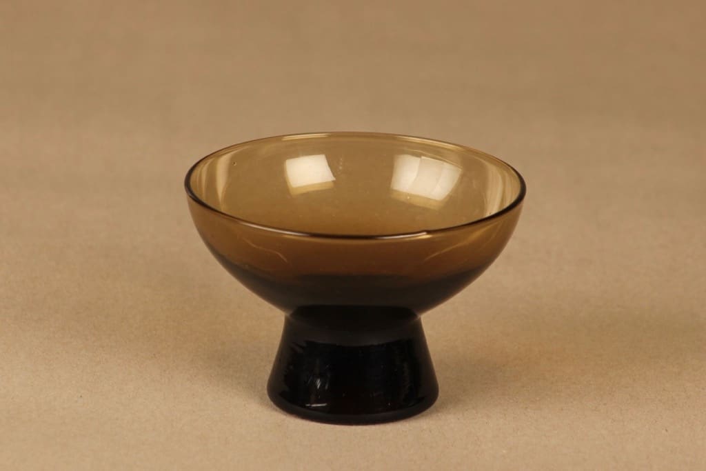 Iittala 2092 annoskulho, ruskea, suunnittelija Tapio Wirkkala, ruskea