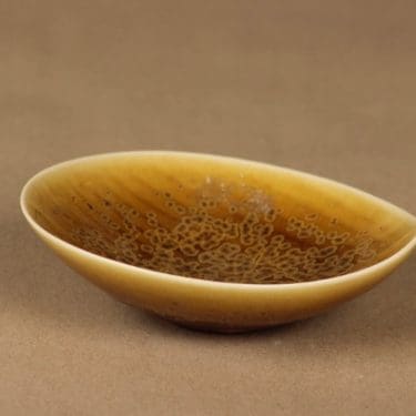 Arabia taidekeramiikka , malja, suunnittelija Raija Tuumi, malja